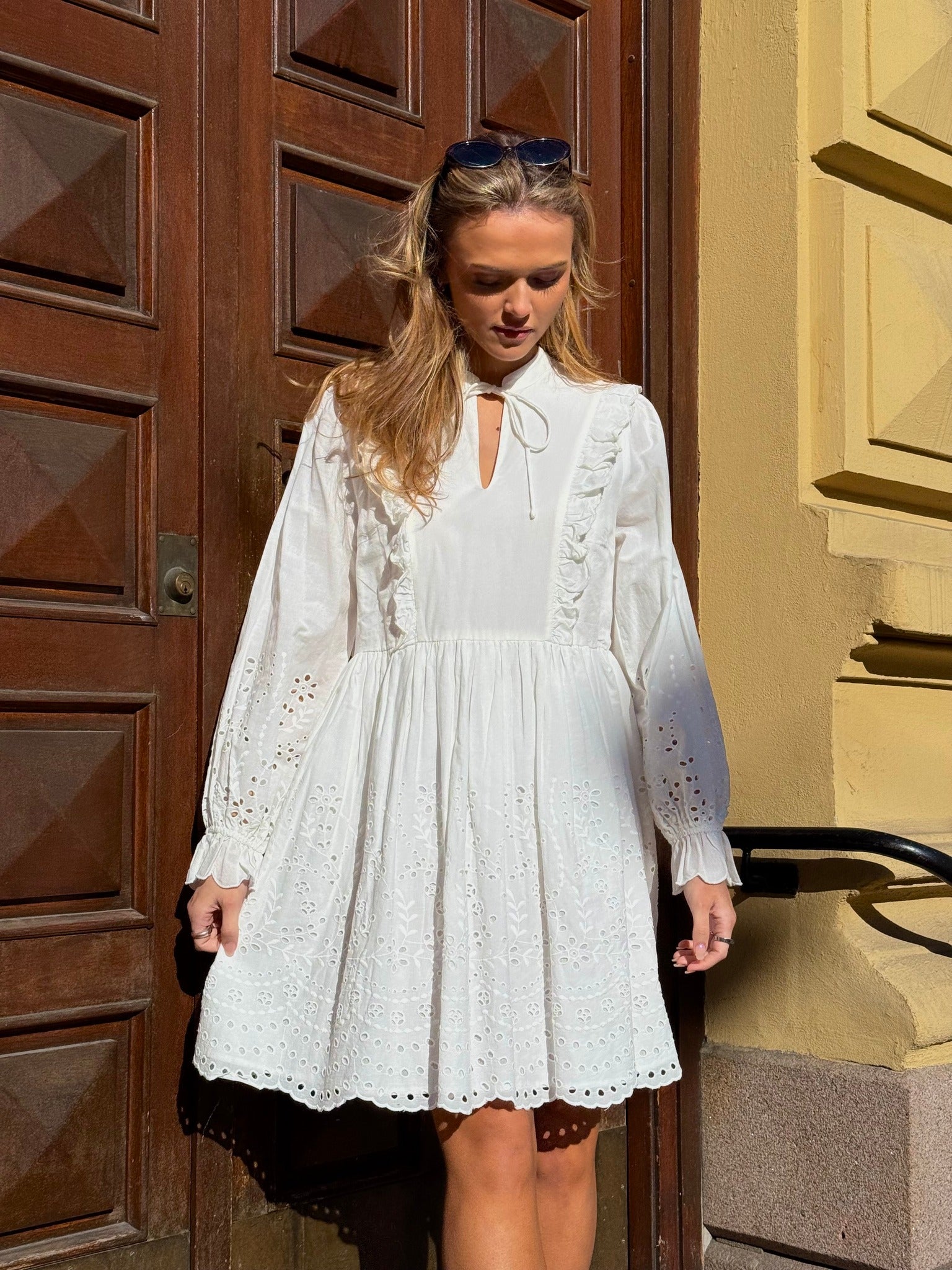 YASLUMA Short Dress - Star White